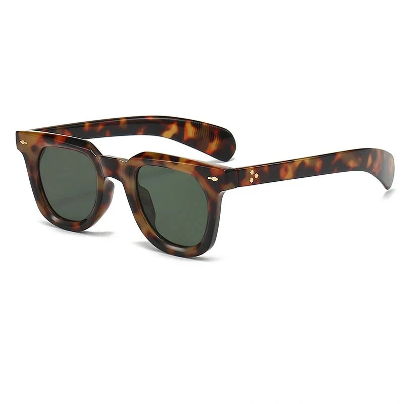 Falconer - C03 Tortoiseshell (cleaned)