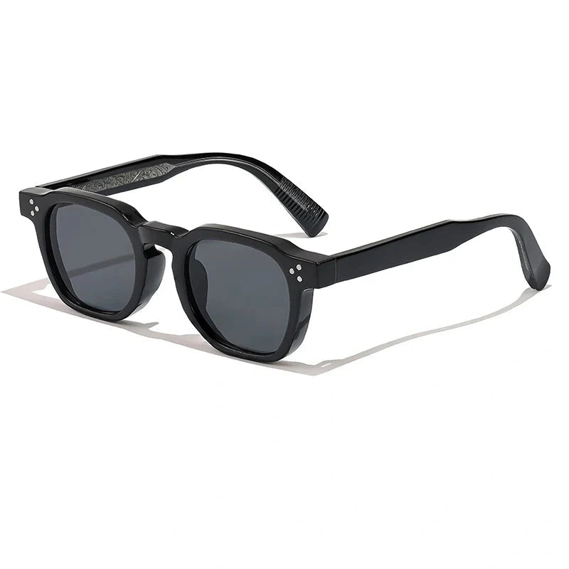 Hawthorne - C01 Black (cleaned)